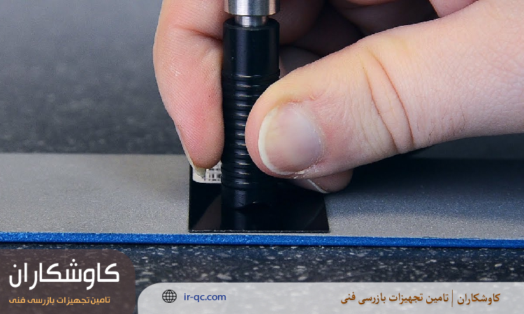 تنظیم ضخامت سنج رنگ روی مواد کامپوزیتی